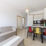 Orikum Seaview Family By Pikhost Appartement Vlorë